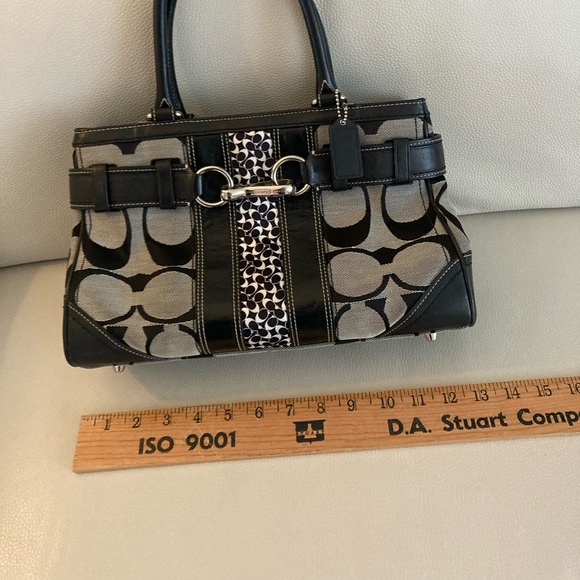 Coach Handbag - Picture 1 of 6